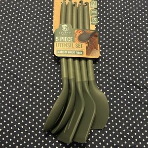 Green 5-Piece Utensil Set